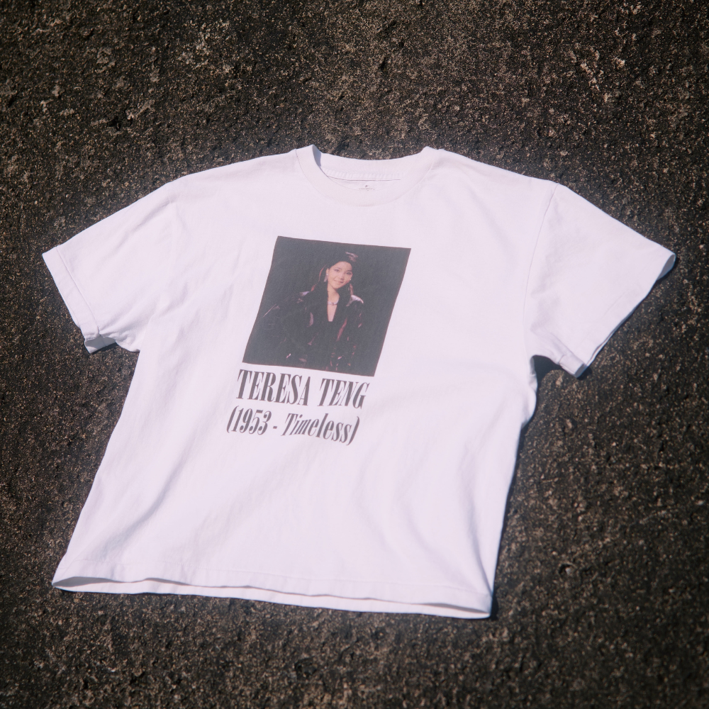 鄧麗君《15週年》Cassette Tape + T-shirt Box Set