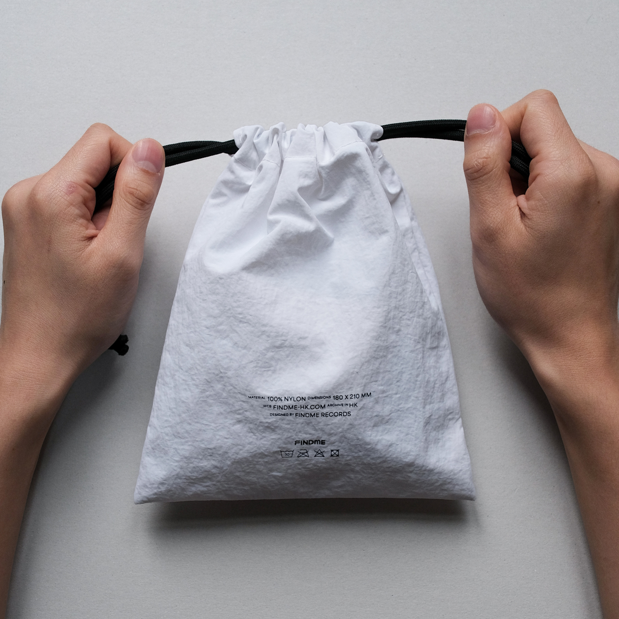 THE TAPE POUCH