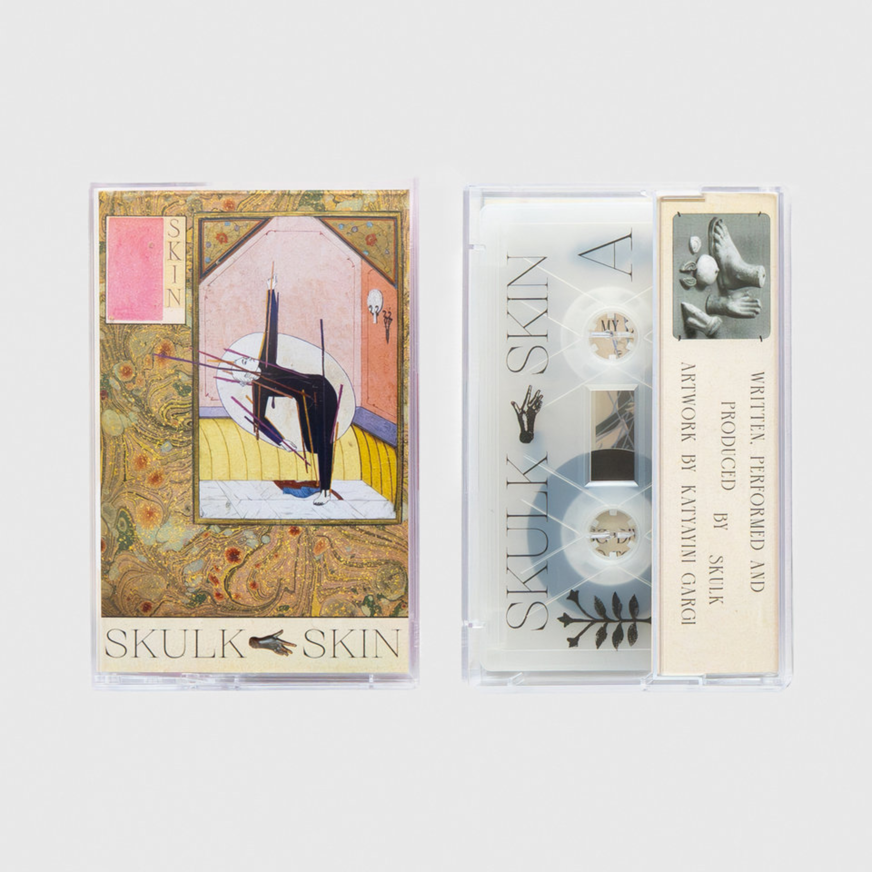 Skulk - Skin (フロステッドクリアカセット)