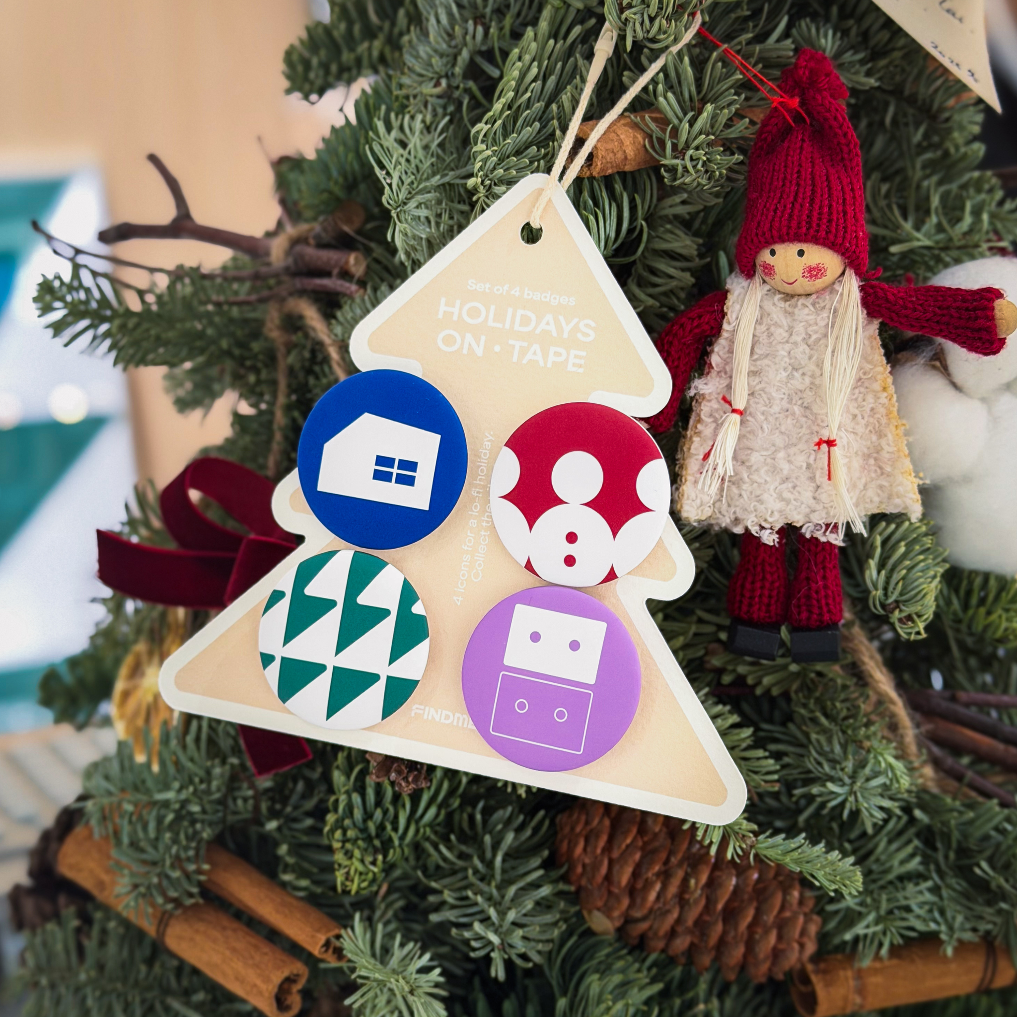 X'mas Exclusive - Holidays On Tape | Set of 4 Badges