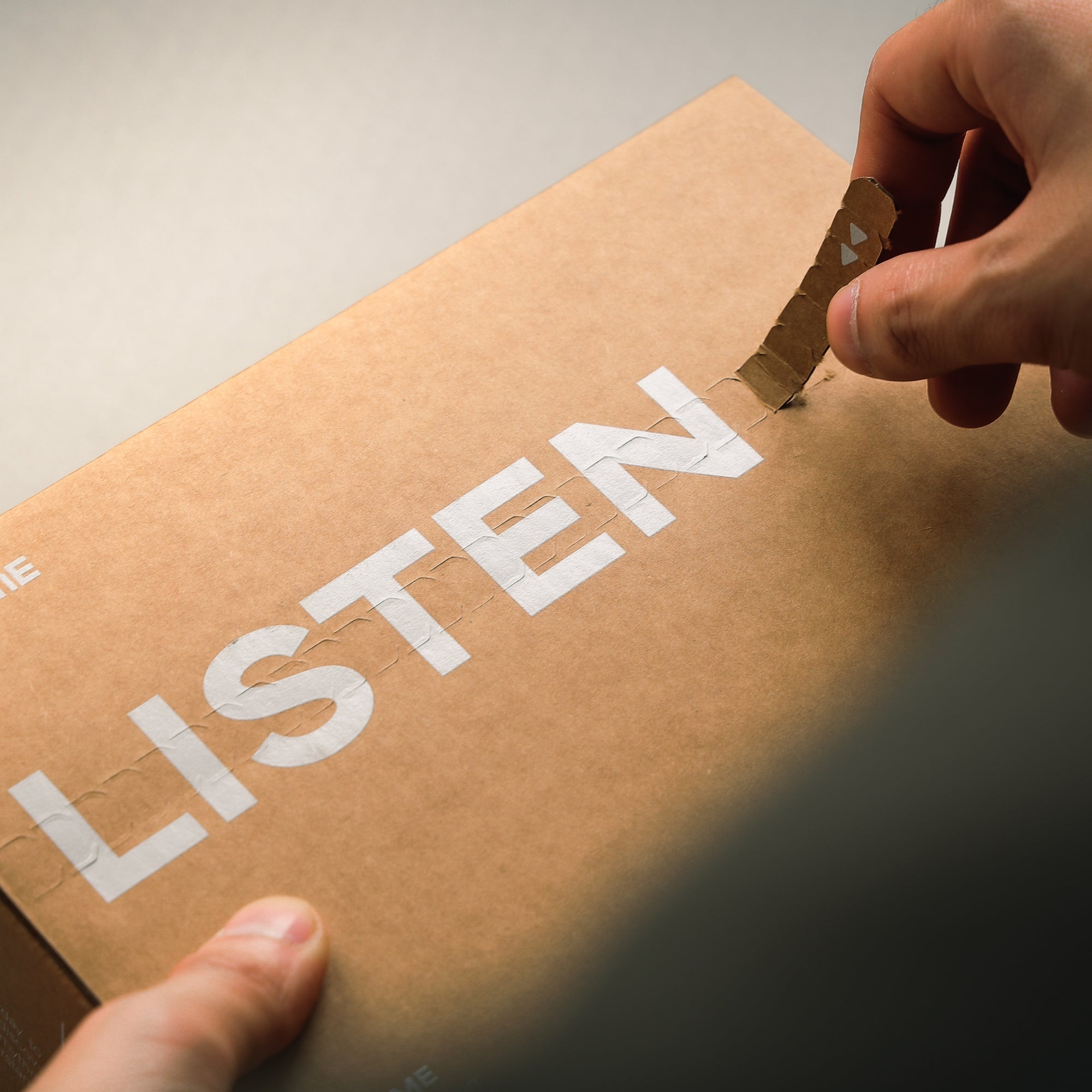 LISTEN Gift Box